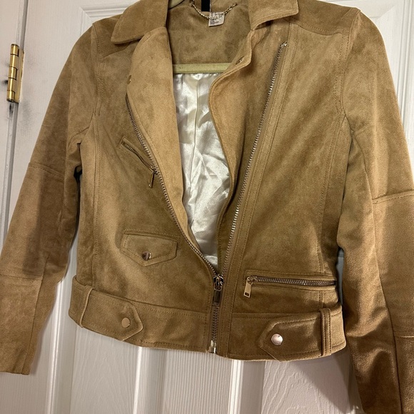 Gold zip camel suede jacket ✨ - Picture 6 of 7